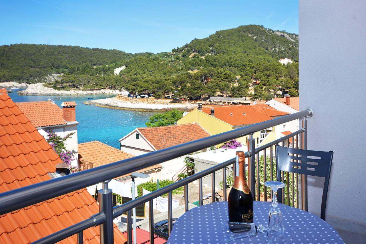 Apartment 'Mimo' In Milna - Hvar Exterior photo
